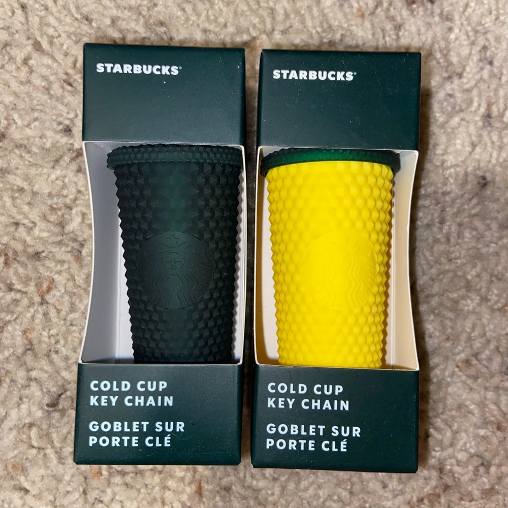 BNWT Set of 2 Starbucks keychains